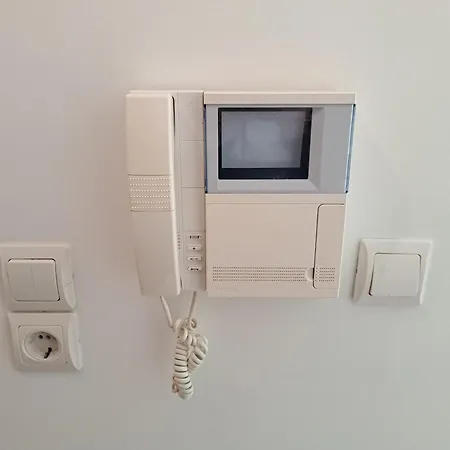 Cozy Lemesou Free Parking