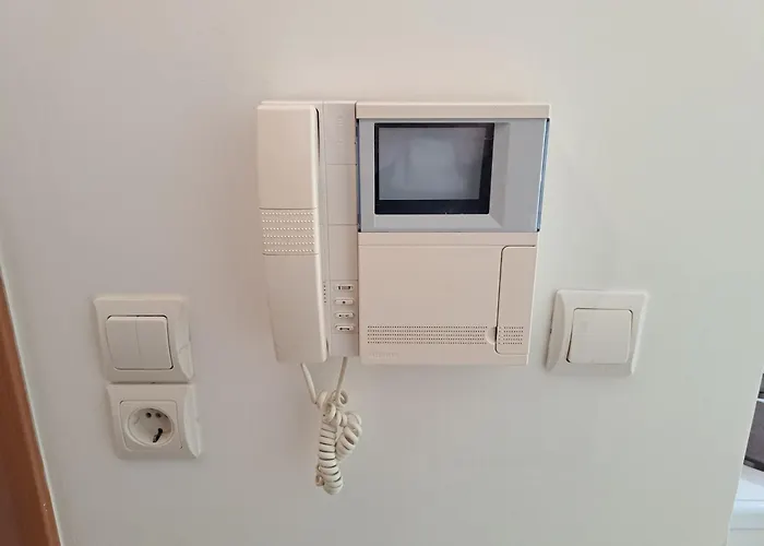 Cozy Lemesou Free Parking