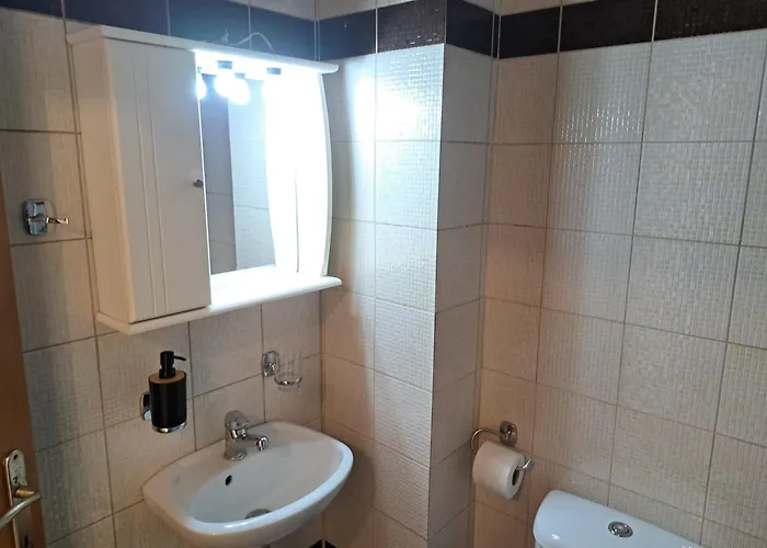 Apartamento Cozy Lemesou Free Parking Patras